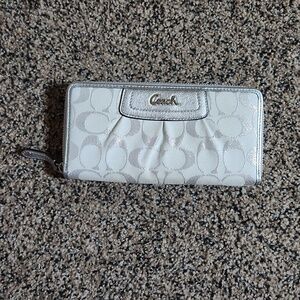 Coach zip wallet
